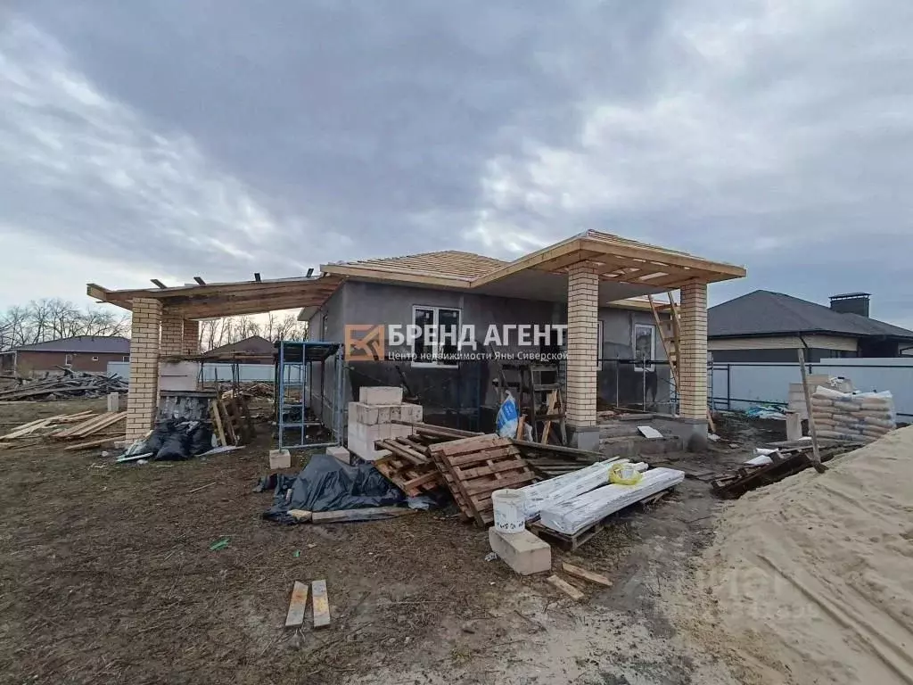 Дом в Белгородская область, Белгородский район, с. Стрелецкое ул. ... - Фото 1