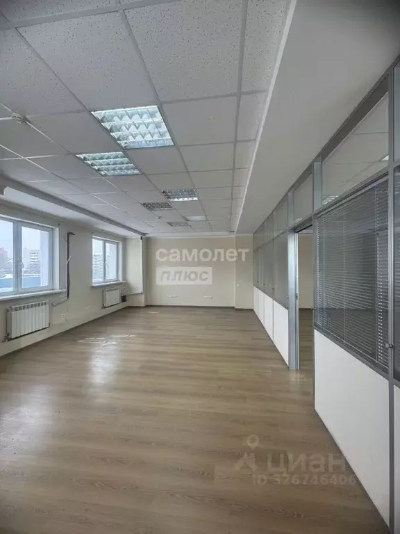 Офис в Тюменская область, Тюмень ул. 50 лет ВЛКСМ, 49 (87 м) - Фото 1