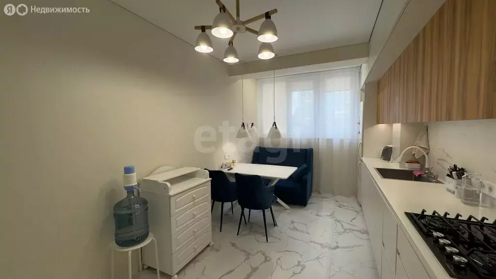 2-комнатная квартира: Симферополь, Балаклавская улица, 73Е (52 м) - Фото 2