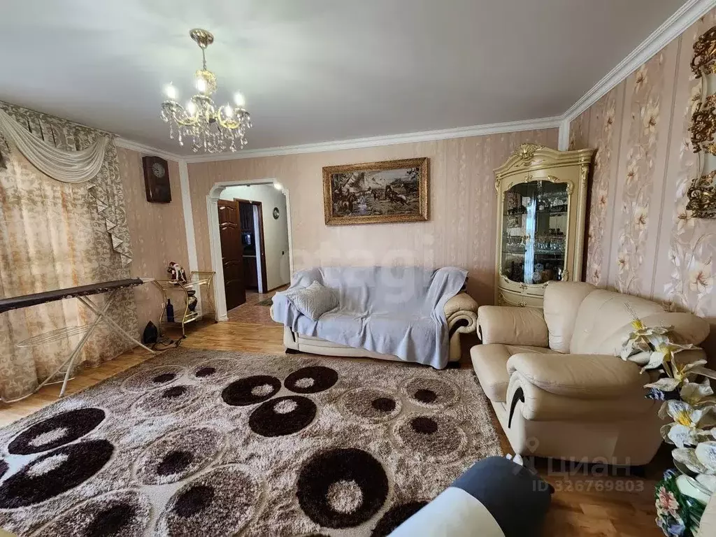 3-к кв. Северная Осетия, Владикавказ Владикавказская ул., 65 (90.0 м) - Фото 1