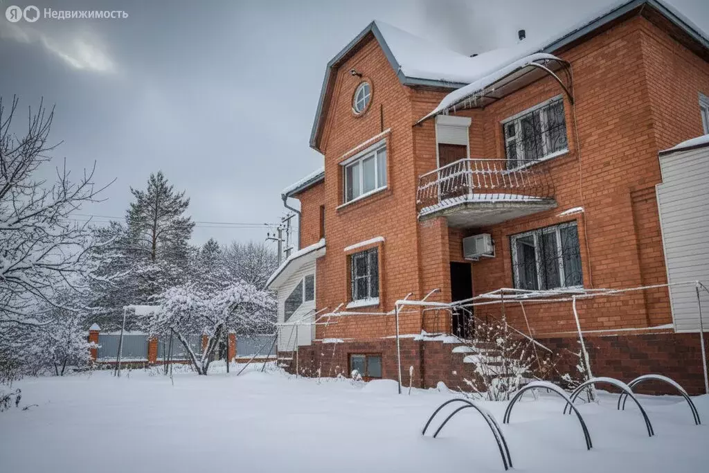 Дом в Оренбург, микрорайон Ростоши, улица В.В. Николаева, 81 (280 м) - Фото 1