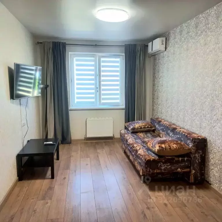 1-к кв. Адыгея, Тахтамукайский район, Старобжегокайское с/пос, Новая ... - Фото 1