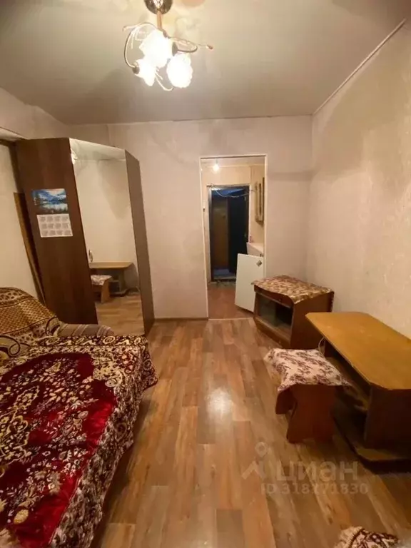 1-к кв. Белгородская область, Старый Оскол Молодогвардеец мкр, 1 (16.0 ... - Фото 1
