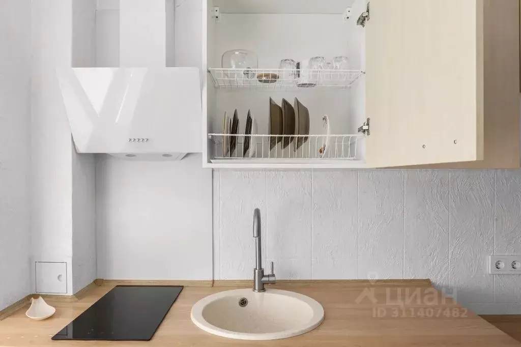 1-к кв. Севастополь ш. Фиолентовское, 74к13 (18.0 м) - Фото 1