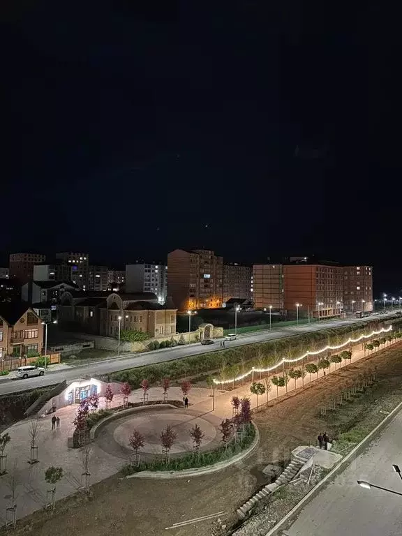 2-к кв. Дагестан, Махачкала просп. Насрутдинова, 55к2 (62.0 м) - Фото 0