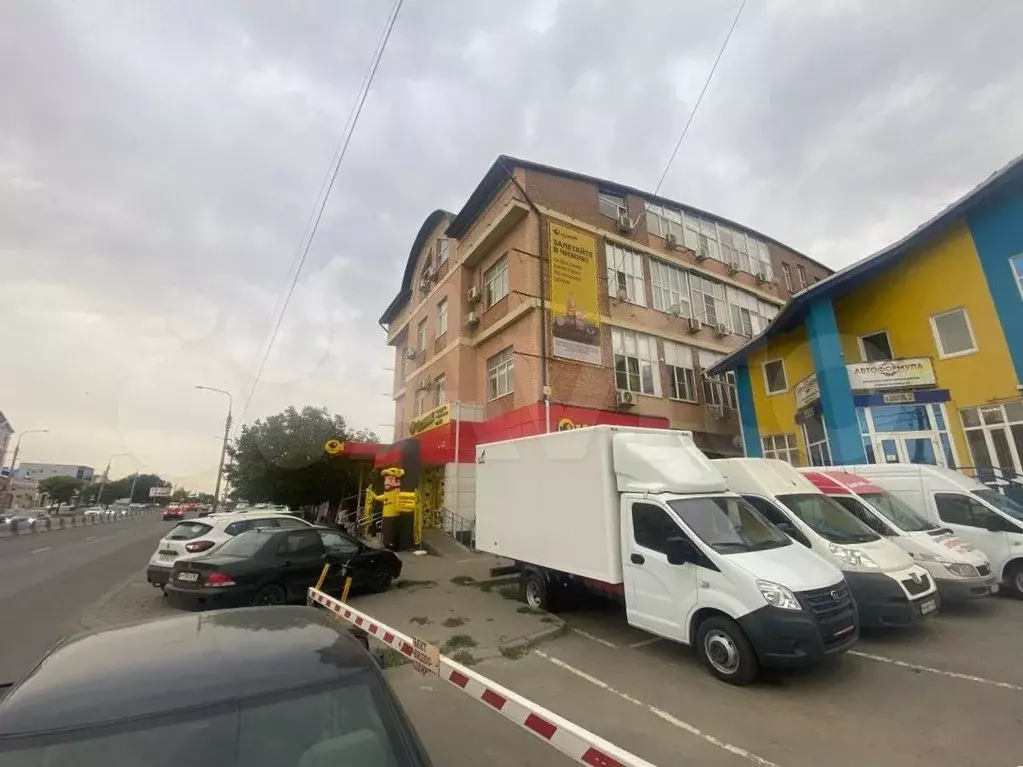 Объект с сетевым арендатором 364,9 кв.м - Фото 1