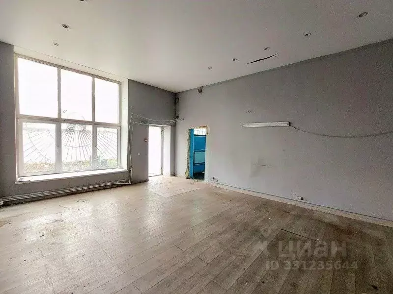 Производственное помещение в Санкт-Петербург ул. Салова, 56А (90 м) - Фото 1