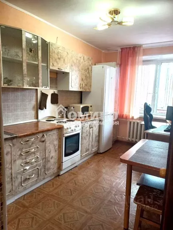 2-к кв. Тюменская область, Тюмень 6-й мкр, ул. Валерии Гнаровской, ... - Фото 1