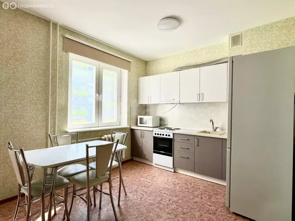 Квартира-студия: Омск, улица Малиновского, 23 (33 м) - Фото 0