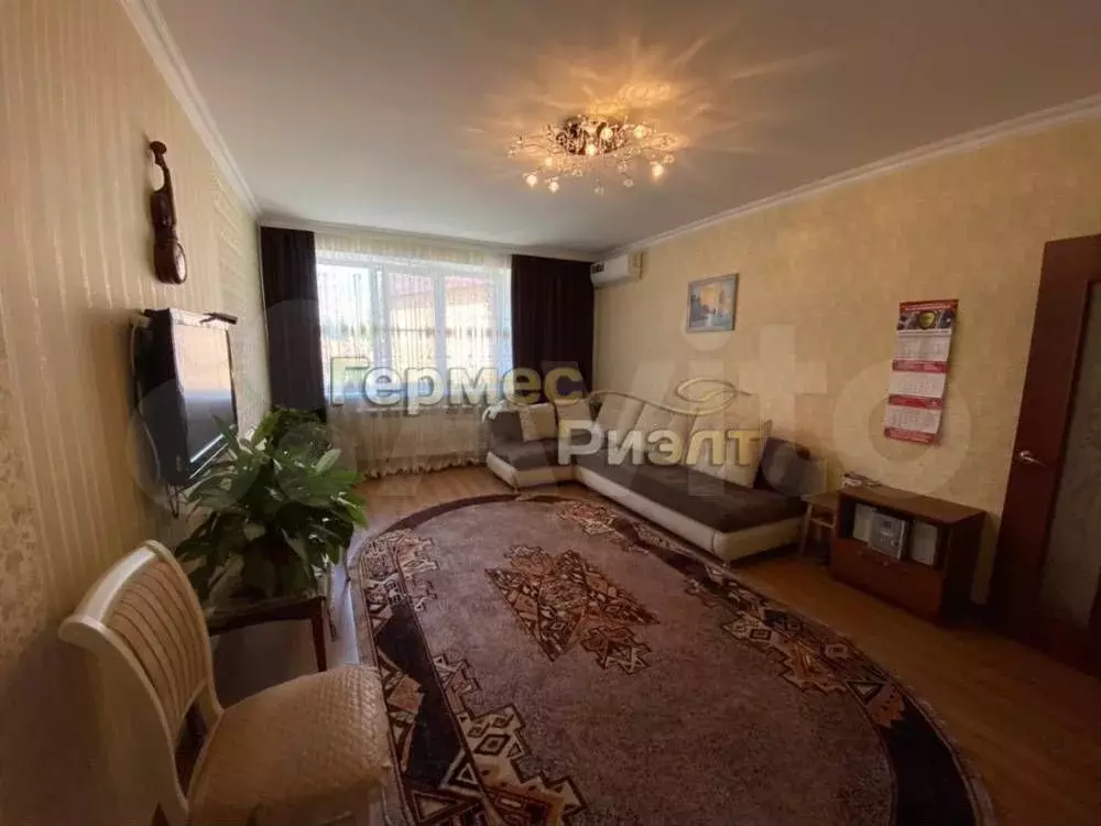 3-к. квартира, 110 м, 4/6 эт. - Фото 1