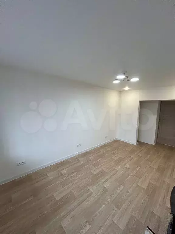 5-к. квартира, 91 м, 3/5 эт. - Фото 1