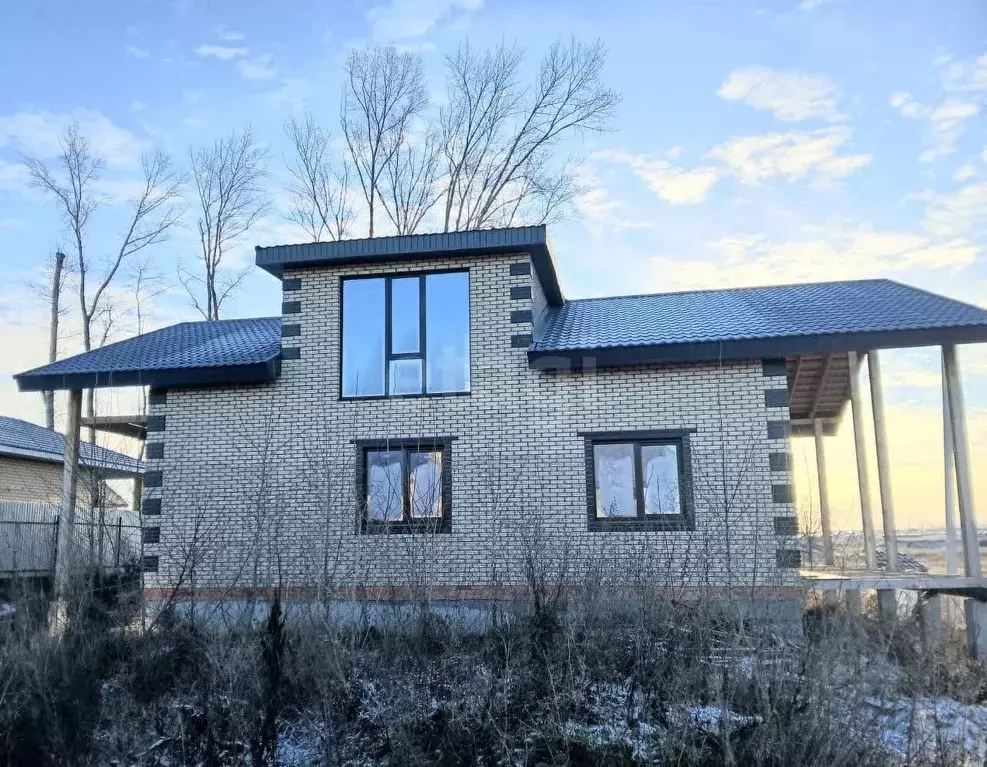 Дом в Башкортостан, Уфа городской округ, с. Нагаево ул. Багровая (240 ... - Фото 1