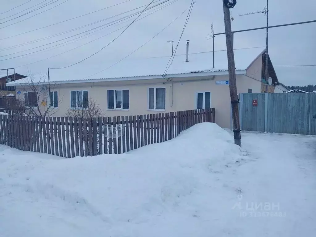 Дом в Свердловская область, Сысертский муниципальный округ, пос. ... - Фото 0