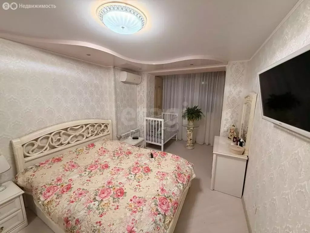 3-комнатная квартира: Севастополь, улица Генерала Лебедя, 2 (65.8 м) - Фото 1