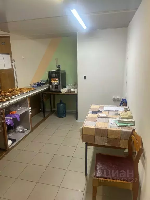 Помещение свободного назначения в Омская область, Омск ул. Красный ... - Фото 1