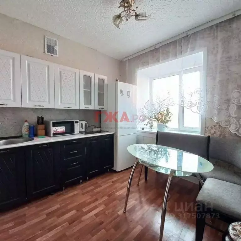 2-к кв. Саха (Якутия), Нерюнгри Чурапчинская ул., 37/1 (52.5 м) - Фото 1