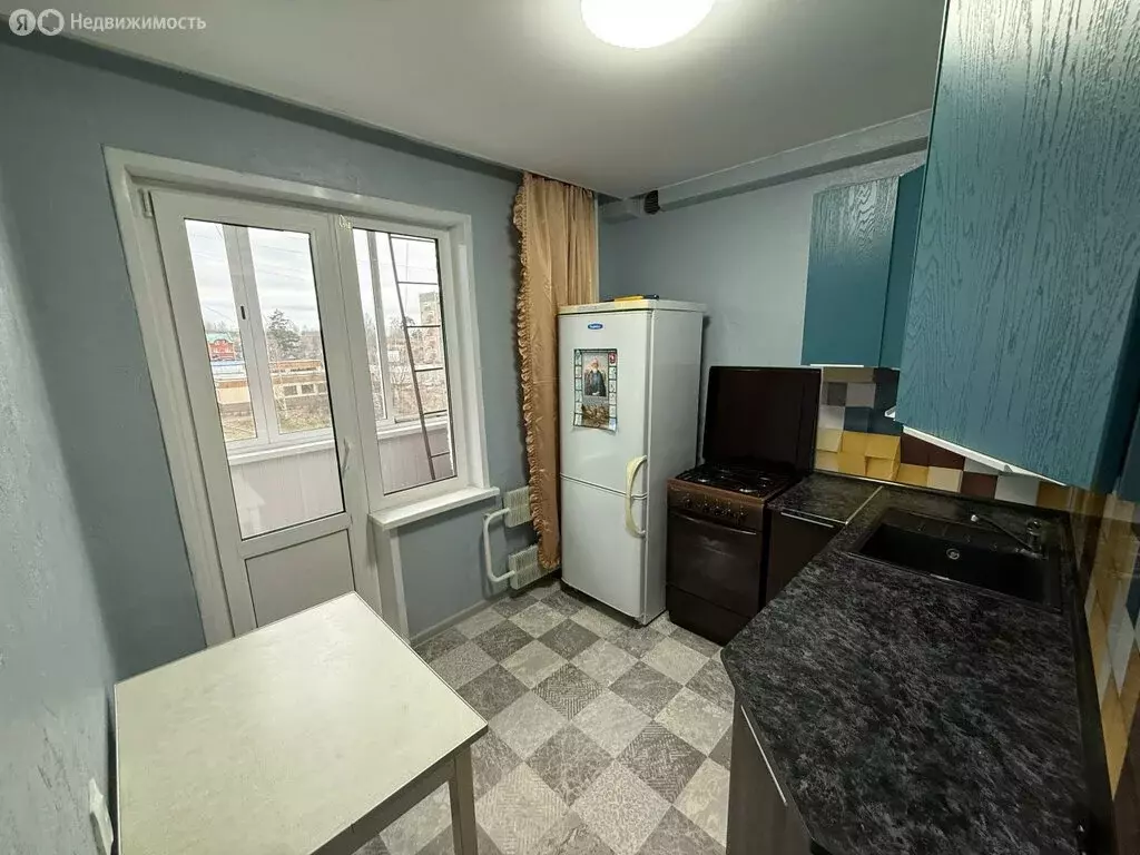 1-комнатная квартира: Воткинск, улица 1 Мая, 7 (28.6 м) - Фото 2