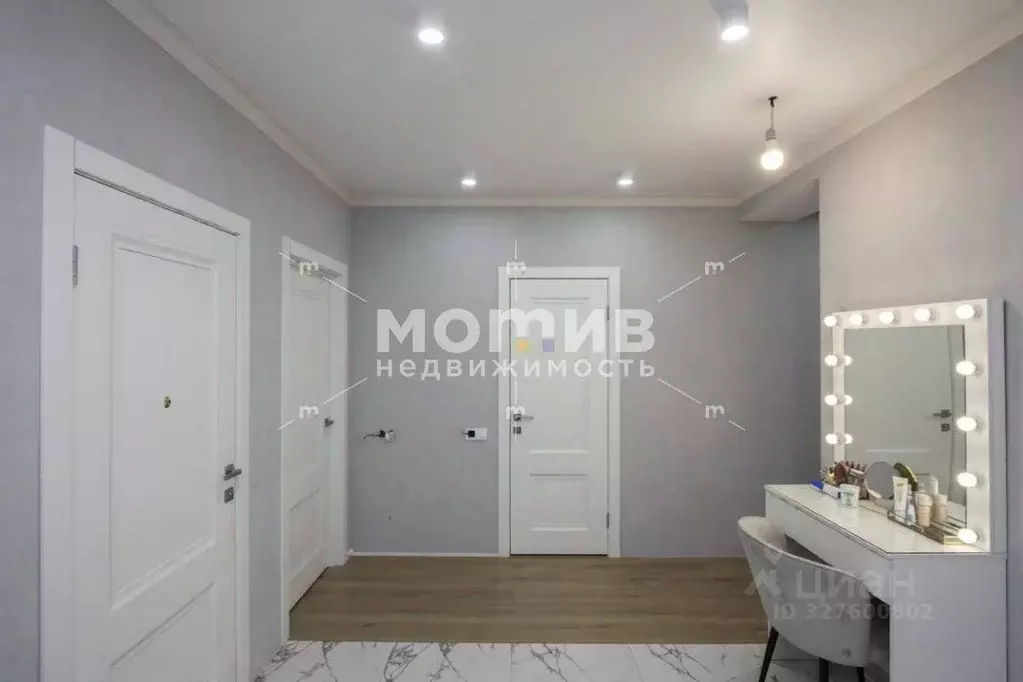 2-к кв. Тюменская область, Тюмень Новгородская ул., 14 (66.1 м) - Фото 2