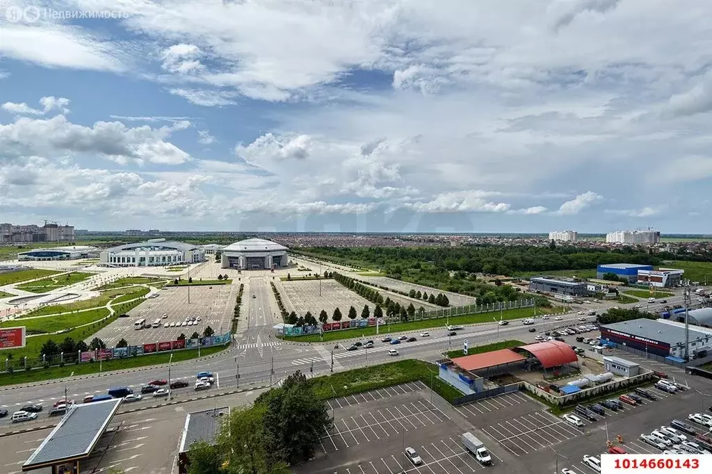 3-комнатная квартира: Краснодар, улица имени Дзержинского, 110А (63 м) - Фото 1