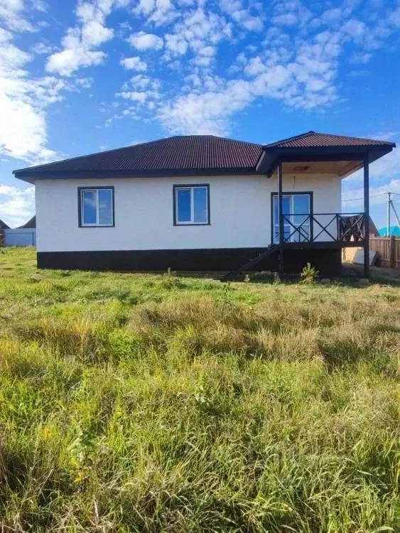 Дом в Иркутская область, Иркутский муниципальный округ, с. ... - Фото 0