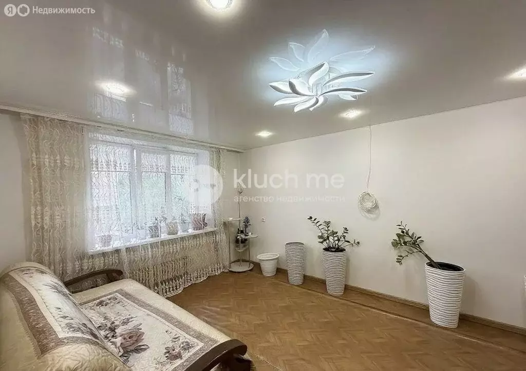 3-комнатная квартира: Казань, улица Мамадышский Тракт, 10 (74.7 м) - Фото 1