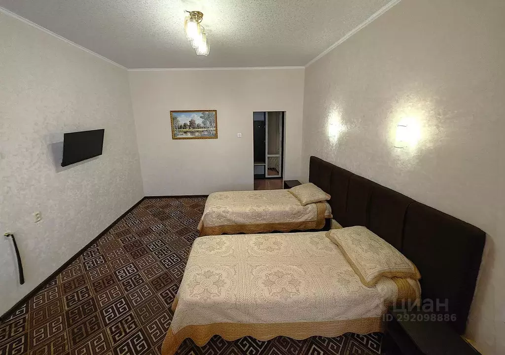 Комната Краснодарский край, Лабинск ул. Красина, 38 (28.0 м) - Фото 0