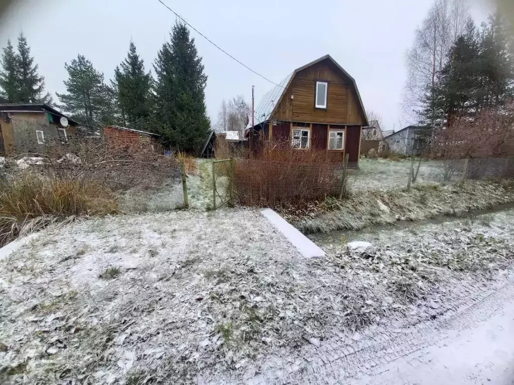 Дом в Ленинградская область, Выборгский район, Рощинское городское ... - Фото 0