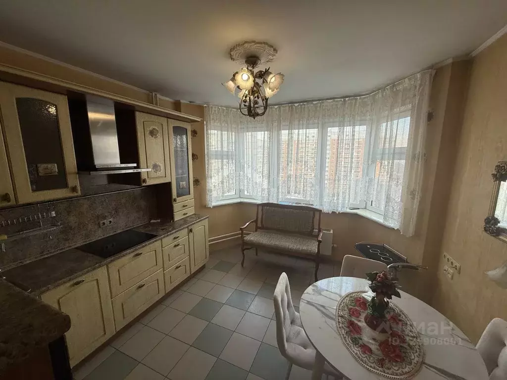 3-к кв. Москва ул. Газопровод, 13к1 (77.0 м) - Фото 0