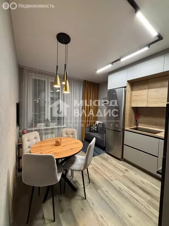 2-комнатная квартира: Омск, проспект Комарова, 17к3 (58 м) - Фото 2