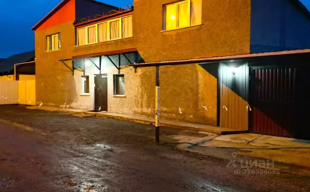 Помещение свободного назначения в Кемеровская область, Кемерово ул. ... - Фото 1