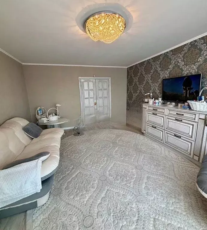 3-к кв. Белгородская область, Белгород ул. Плеханова, 10А (73.4 м) - Фото 1