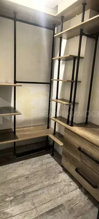 1-к кв. Тюменская область, Тюмень ул. Стройотрядовская, 8 (30.6 м) - Фото 1