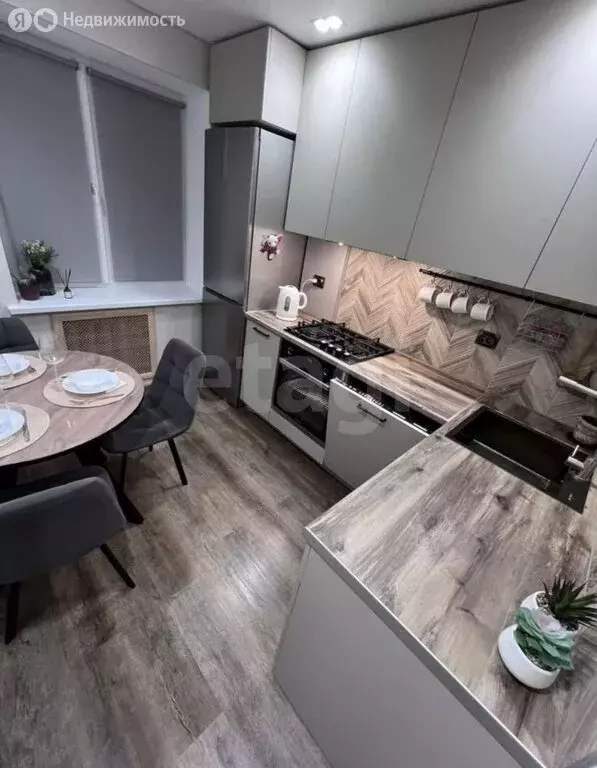 3-комнатная квартира: Оренбург, улица Терешковой, 263 (66.1 м) - Фото 1