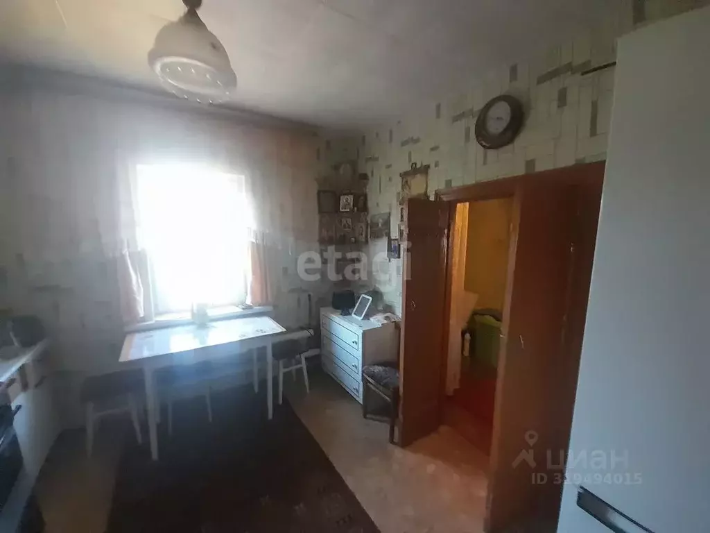 Дом в Саратовская область, Балашовский район, Родничковское ... - Фото 1