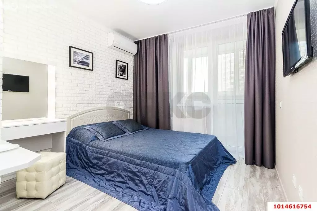 Квартира-студия: Краснодар, улица Адмирала Серебрякова, 3 (25 м) - Фото 1
