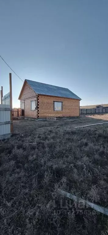 Дом в Иркутская область, Эхирит-Булагатский район, пос. Усть-Ордынский ... - Фото 1