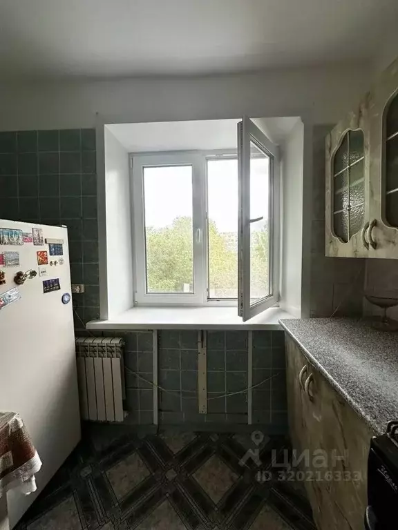 2-к кв. Саратовская область, Саратов Ламповая ул., 4А (43.0 м) - Фото 0