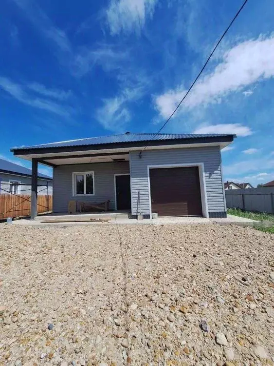 Дом в Иркутская область, Иркутский муниципальный округ, с. Хомутово ... - Фото 1