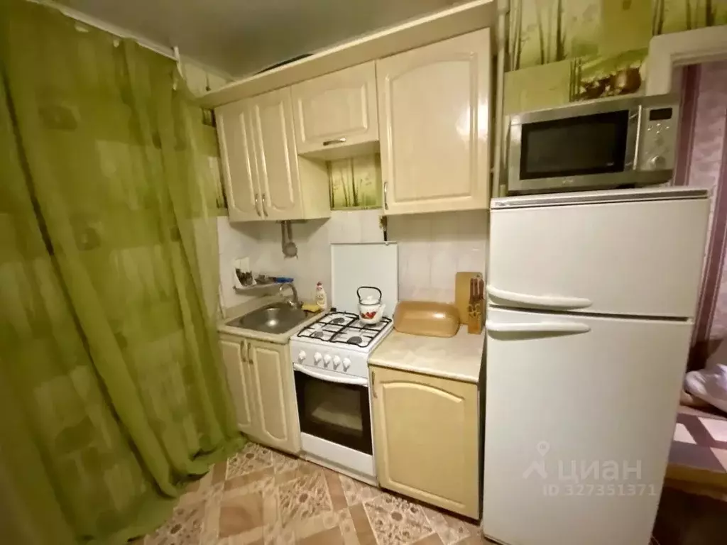 1-к кв. Брянская область, Брянск ул. Луначарского, 10 (40.0 м) - Фото 1