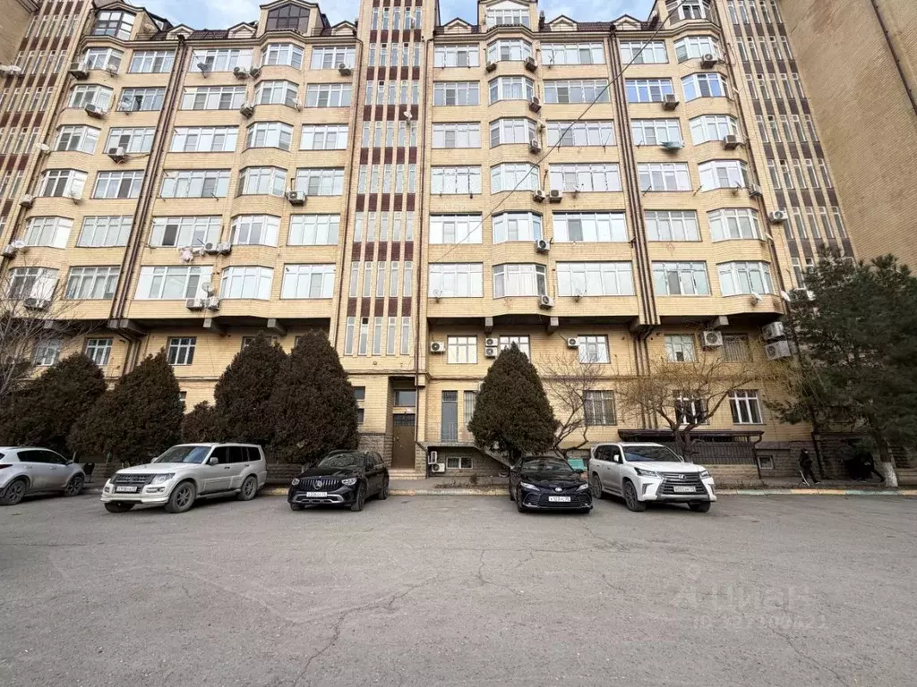 2-к кв. Дагестан, Каспийск ул. Ленина, 70А (84.0 м) - Фото 1