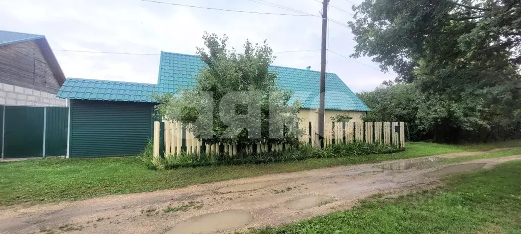 Дом в Липецкая область, Добровский муниципальный округ, с. Большой ... - Фото 2
