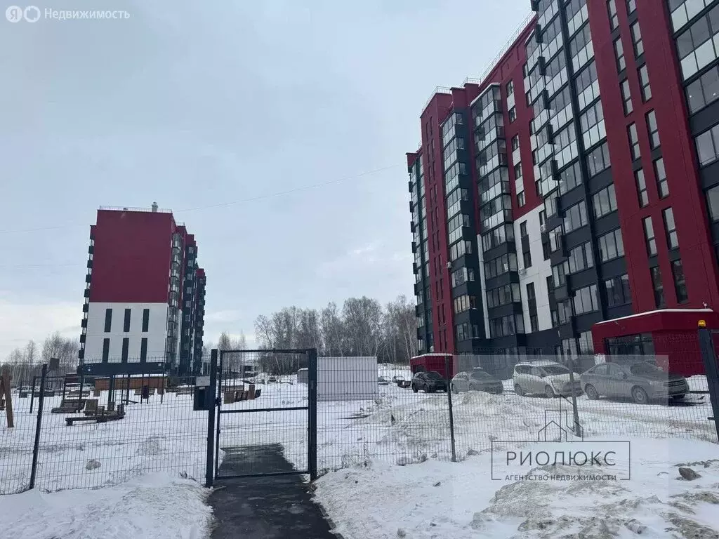 1-комнатная квартира: посёлок Западный, микрорайон Вишнёвая Горка, ... - Фото 2