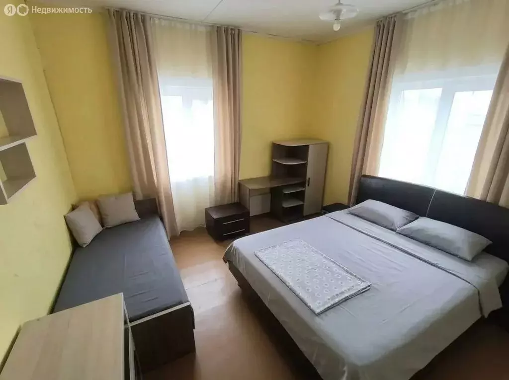 Дом в посёлок городского типа Агинское, улица Чапаева, 26А (62.53 м) - Фото 1