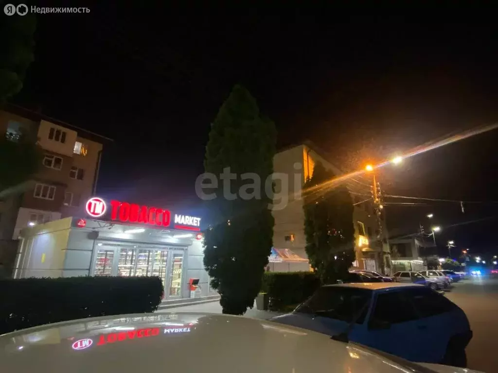 3-комнатная квартира: Беслан, улица Мира, 1 (62 м) - Фото 0