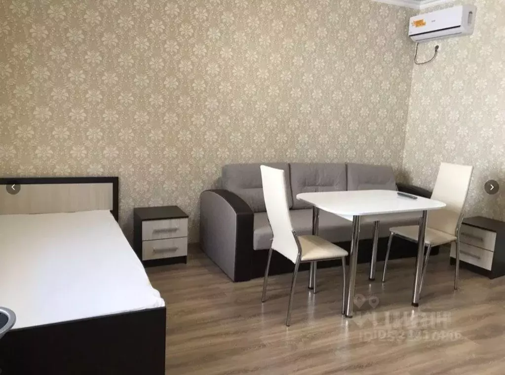 Дом в Крым, Симферопольский район, Молодежное пгт ул. Феодосийская, 1 ... - Фото 1