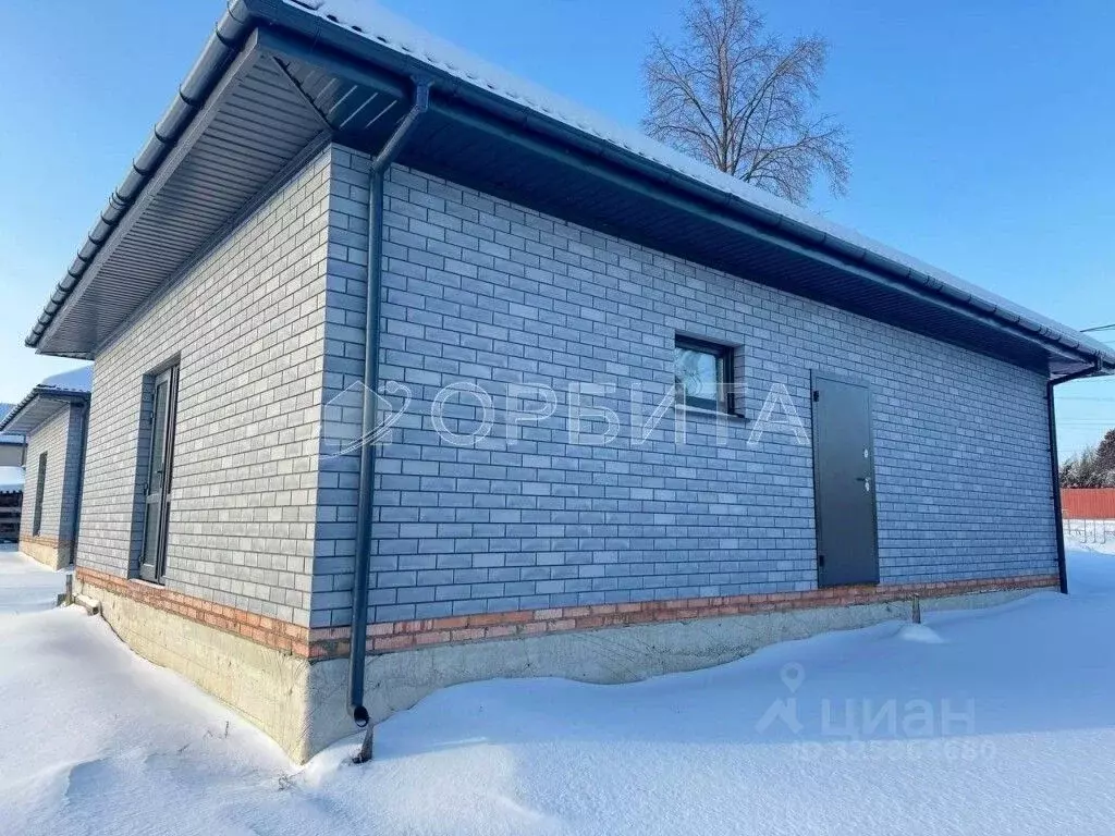 Дом в Тюменская область, Тюменский муниципальный округ, с. Каменка  ... - Фото 1