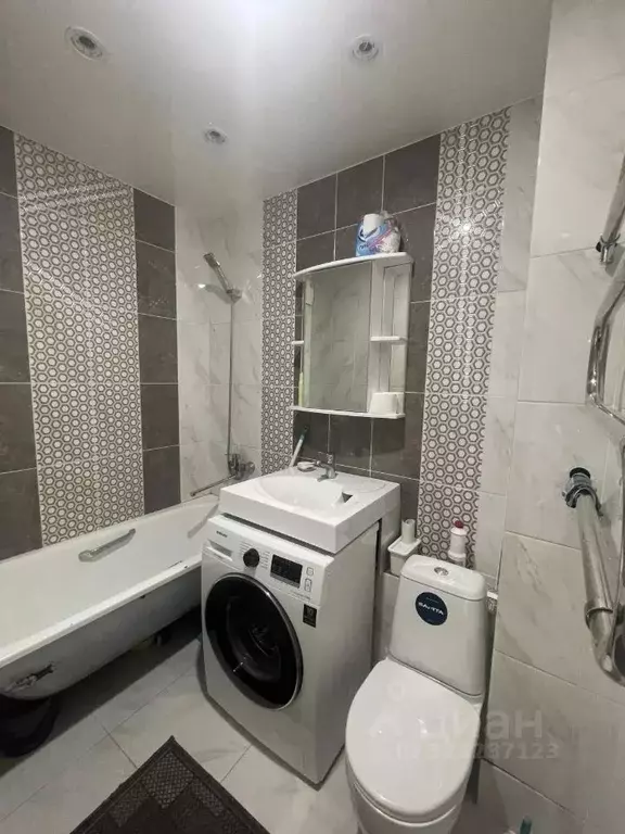 2-к кв. Иркутская область, Братск Энергетик жилрайон, ул. Приморская, ... - Фото 0