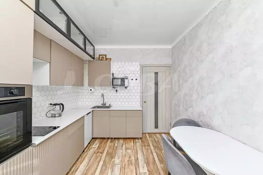 1-к кв. Тюменская область, Тюмень ул. Линейная, 17 (44.0 м) - Фото 2