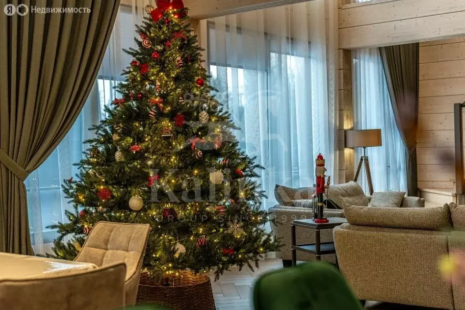 Дом в деревня Сивково, КП Зелёная роща-1 (350 м) - Фото 1