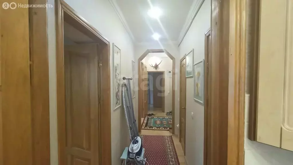3-комнатная квартира: Брянск, улица Пушкина, 28 (76.3 м) - Фото 1